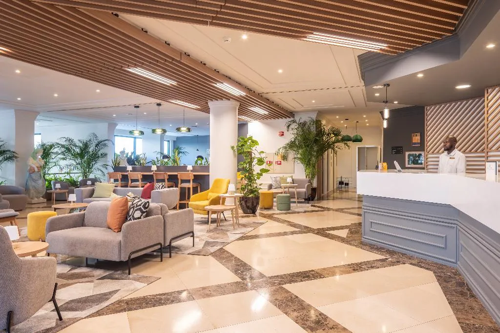 Lobby, Holiday Inn Algarve Albufeira, an IHG Hotel, Algarve
