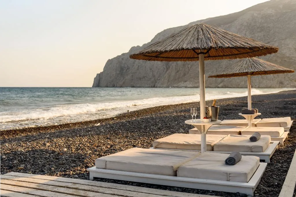Beach, Alesahne Beach, Santorini