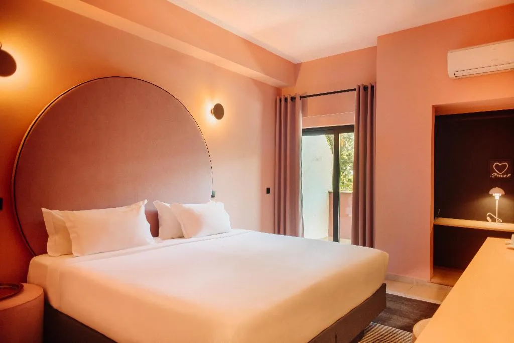 Double or Twin SUPERIOR Room, Topázio Vibe Beach Hotel & Apartments, Algarve