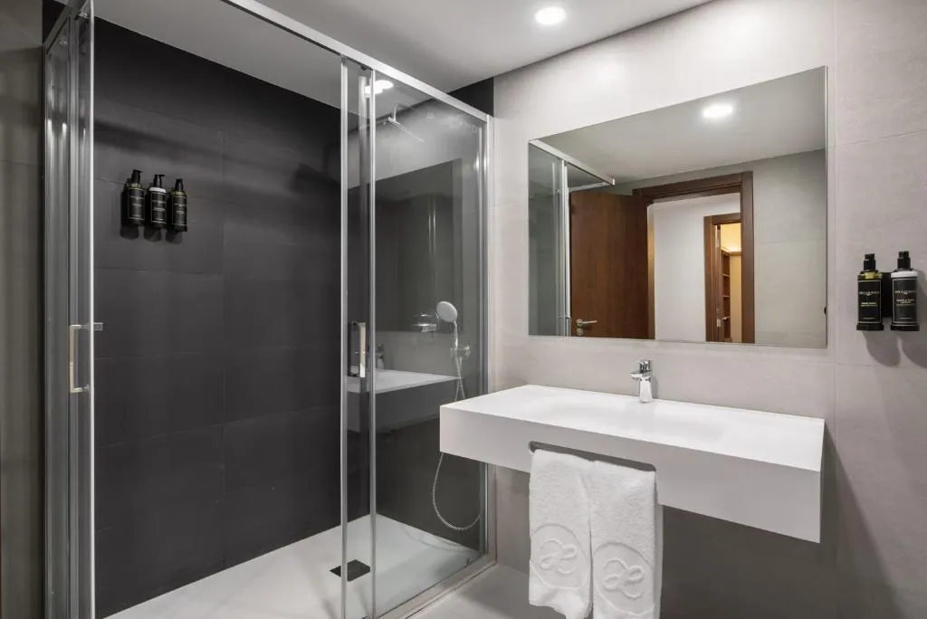 DOUBLE DELUXE WITH VIEWS Room, Exe São Lázaro, Porto