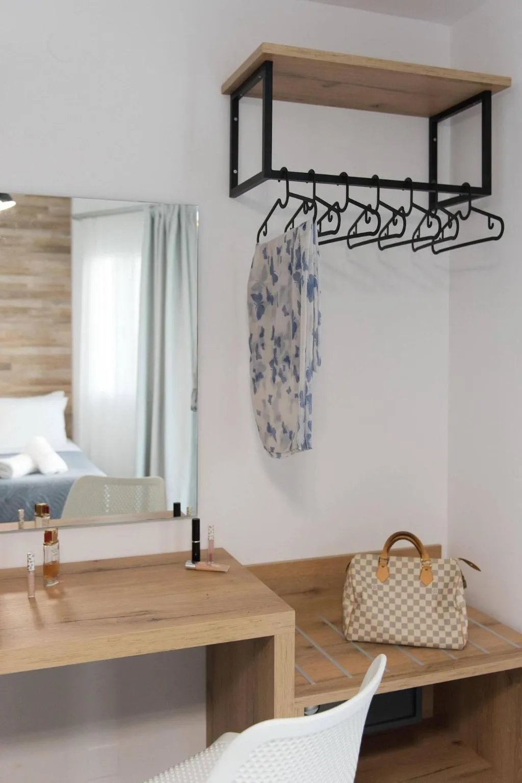 Room, Ria, Crete