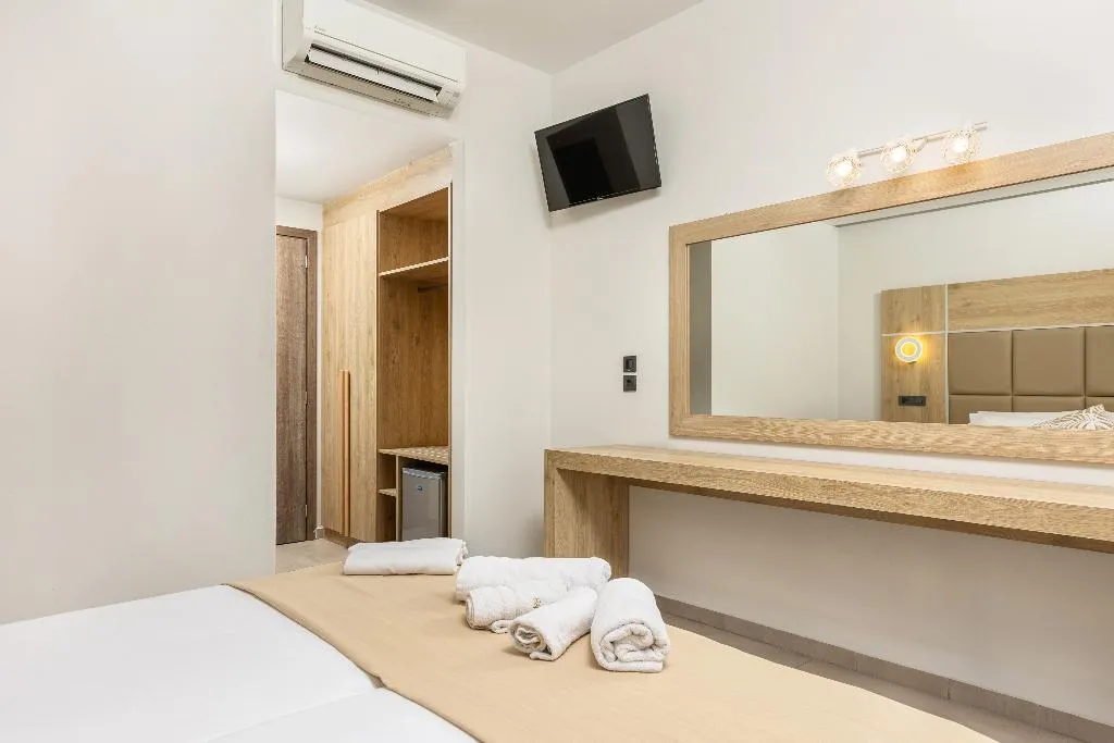 Room DELUXE ONE BED Room, Esperia Hotel, Zante