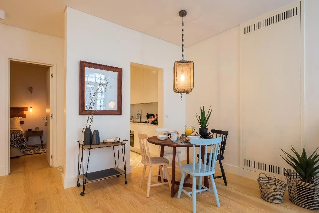 APARTMENT ONE BED Room, Almaria - Edificio Officina Real, Lisbon