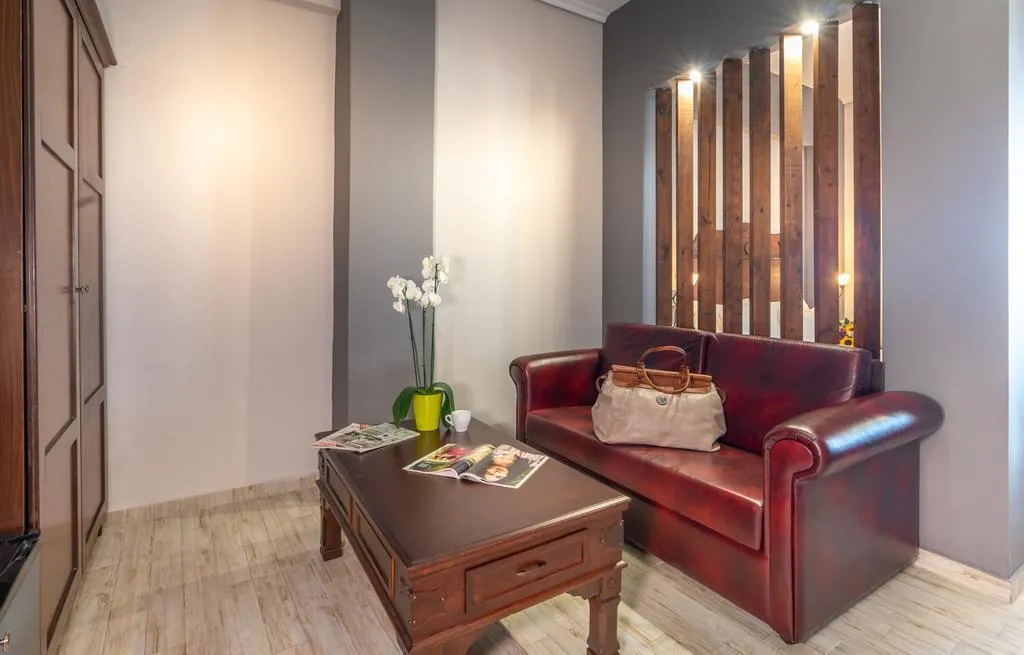 DOUBLE SEA FRONT Room, Paralia Beach Boutique Hotel, Thessaloniki