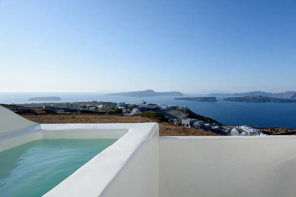 SUITE WITH JACUZZI Room, Kalestesia Suites, Santorini