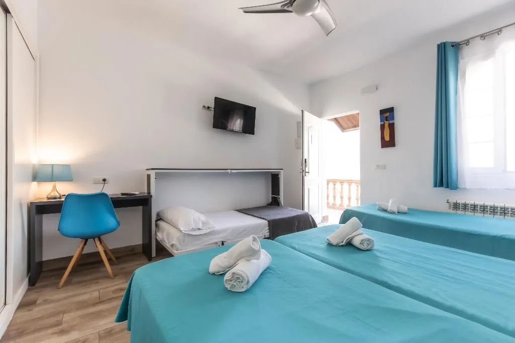QUADRUPLE STANDARD Room, Zen airport, Costa Del Sol