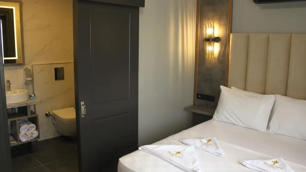 DOUBLE SUPERIOR Room, Talles City Hotel, Izmir
