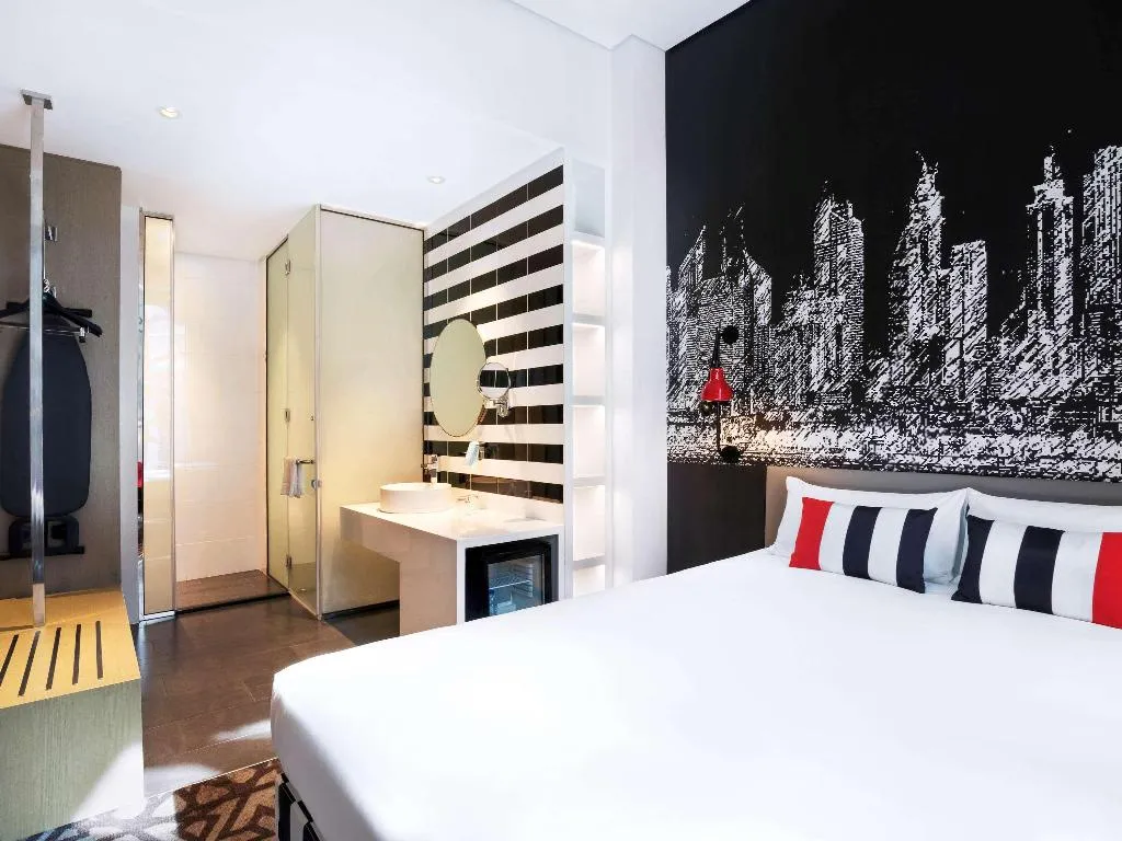 Room, Ibis Styles Dubai Airport, Dubai