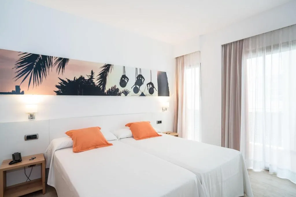 JUNIOR SUITE WITH BALCONY Room, THB Ocean Beach, Ibiza