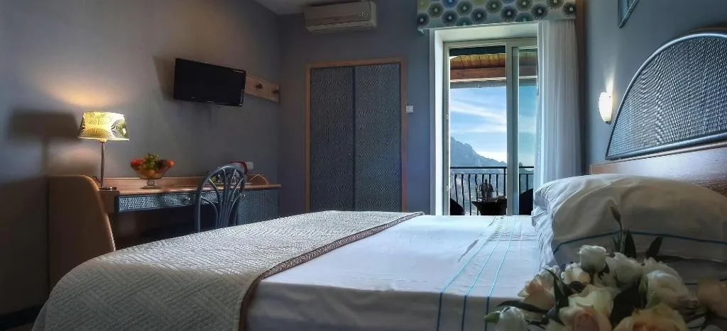 Room, Garden Hotel, Naples