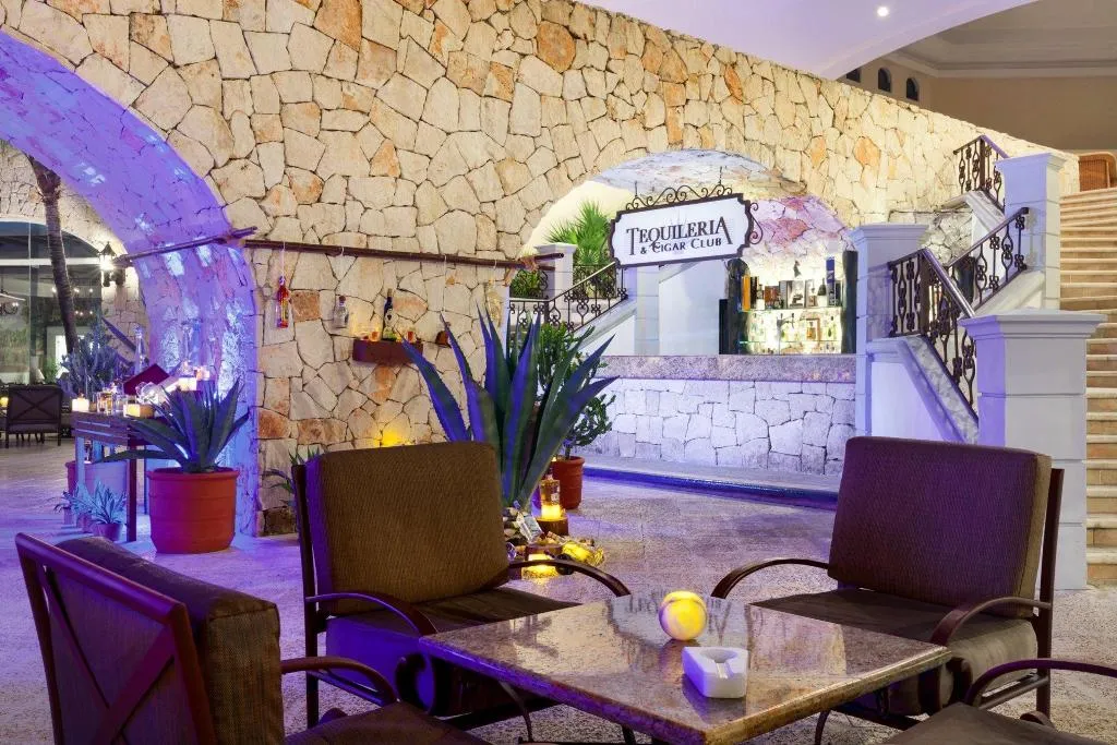 Bar, Hyatt Vivid Playa Del Carmen - Adults Only, Playa Del Carmen