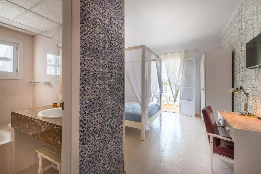 Double or Twin WITH BALCONY Room, Bella Colina I Vintage Hotel 1953, Majorca