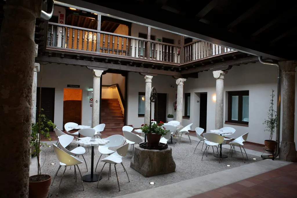 Terrace, Evenia Alcala Boutique, Madrid