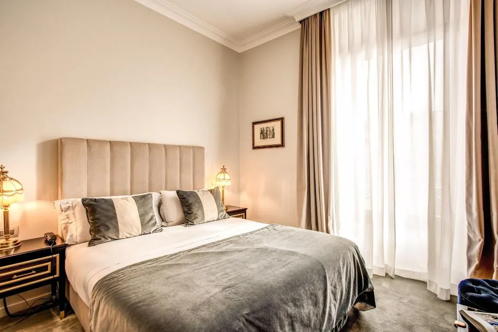 DOUBLE SUPERIOR QUEEN BED Room, Martius Private Suites Hotel, Rome