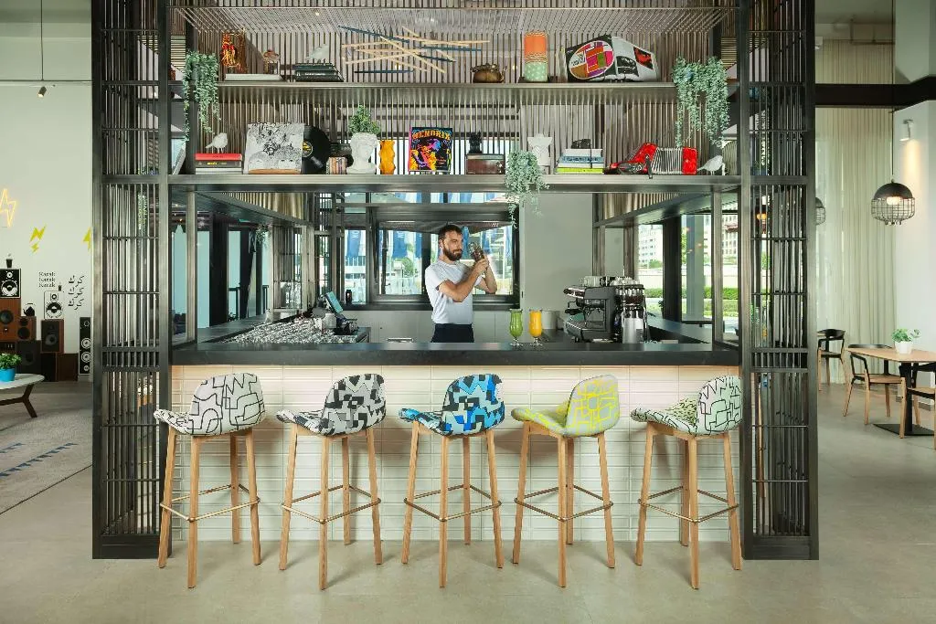 Bar, Rove City Walk Hotel, Dubai