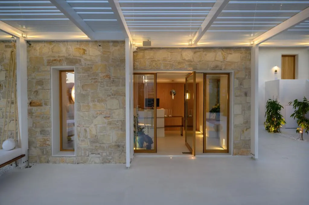 Lobby, The Island Concept, Crete