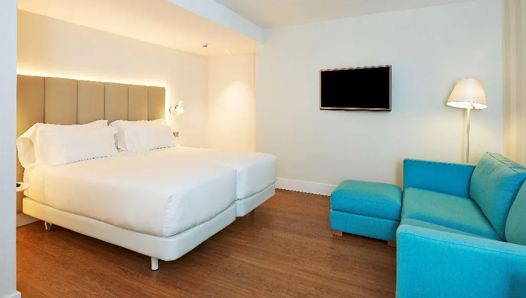 DOUBLE SUPERIOR Room, NH Sants Barcelona, Barcelona