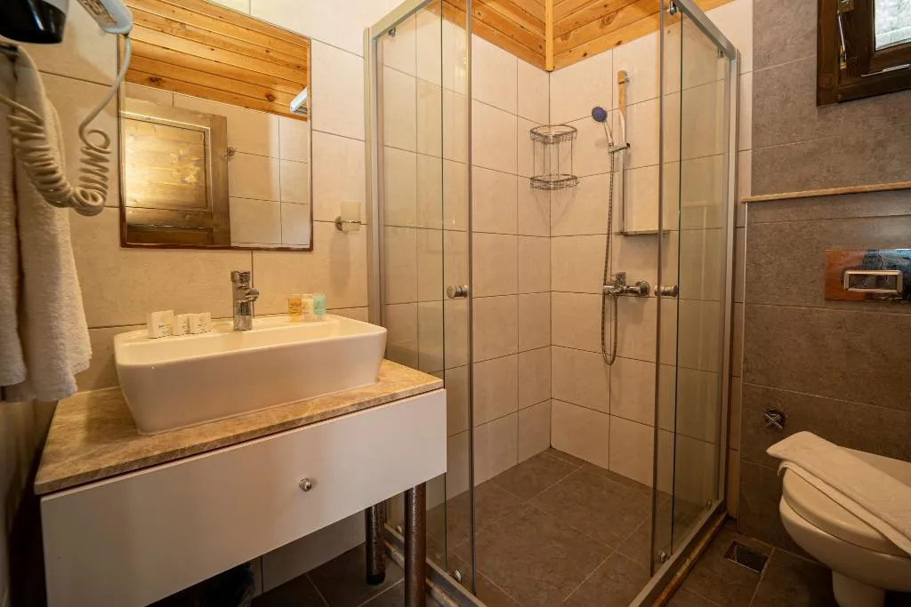 BUNGALOW Accessible KING SIZE BED Room, Sea Valley Lodge, Dalaman