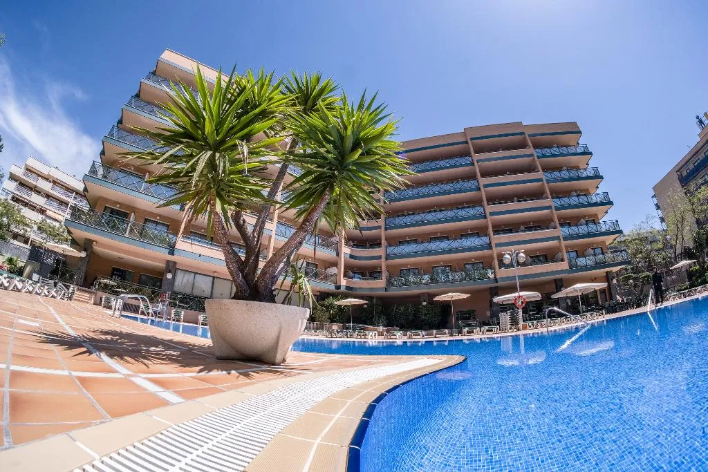 Pool, California Palace, Costa Dorada