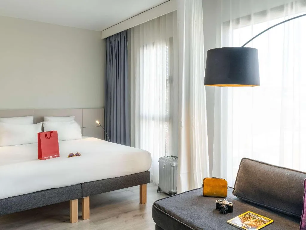 SUITE SUPERIOR WITH DOUBLE BED Room, Novotel Suites Malaga Centro, Costa Del Sol