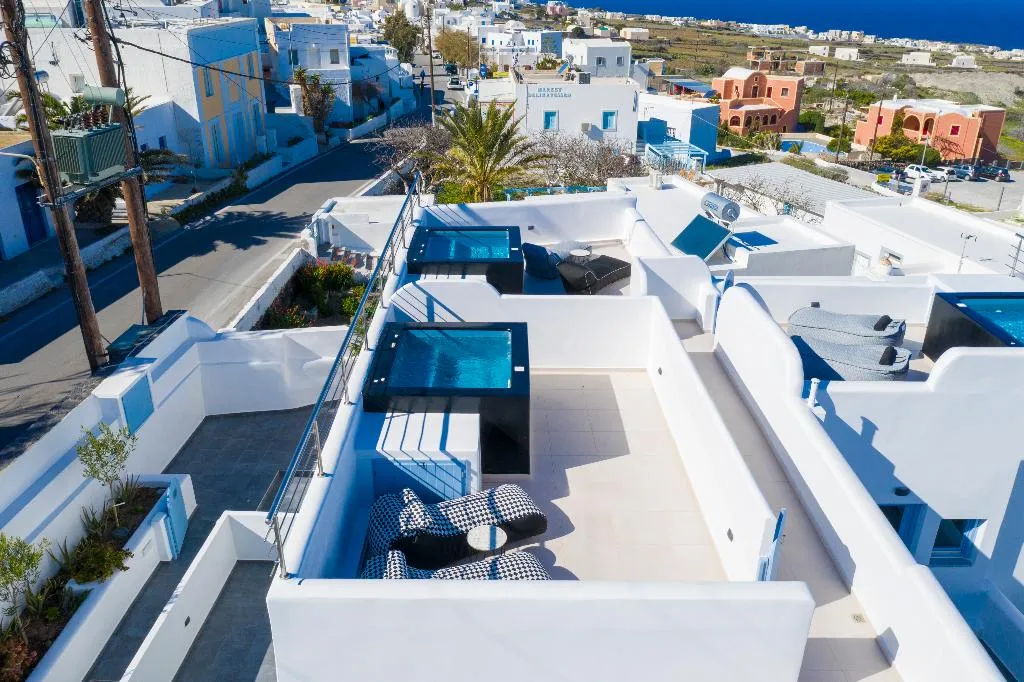 SUITE WITH JACUZZI Room, Sole D'Oro Luxury Suites, Santorini