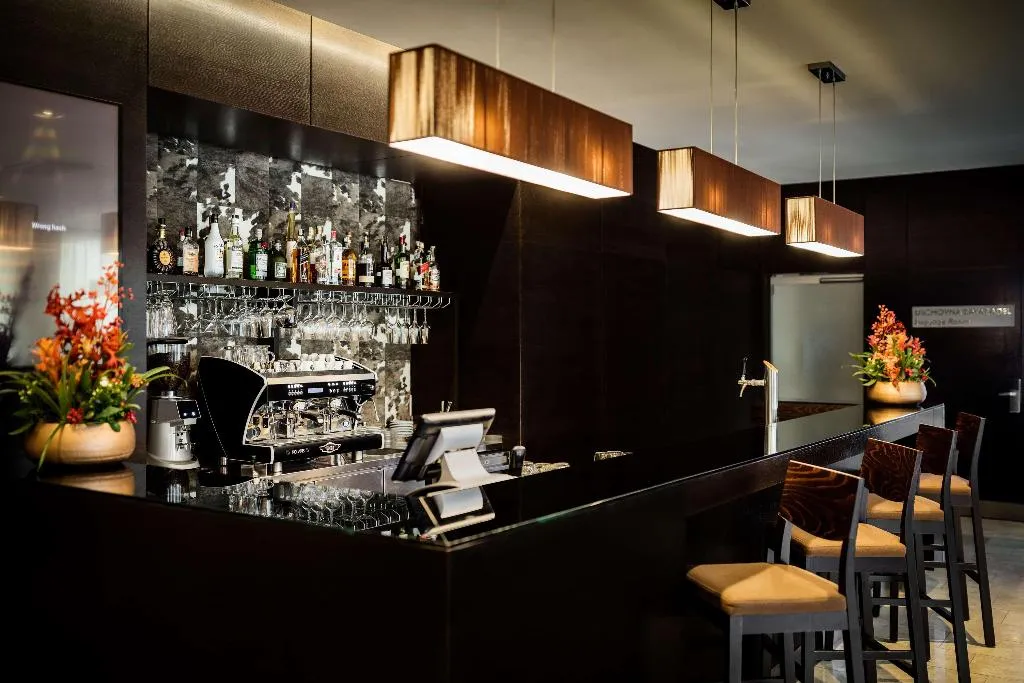 Bar, Occidental Praha Five, Prague