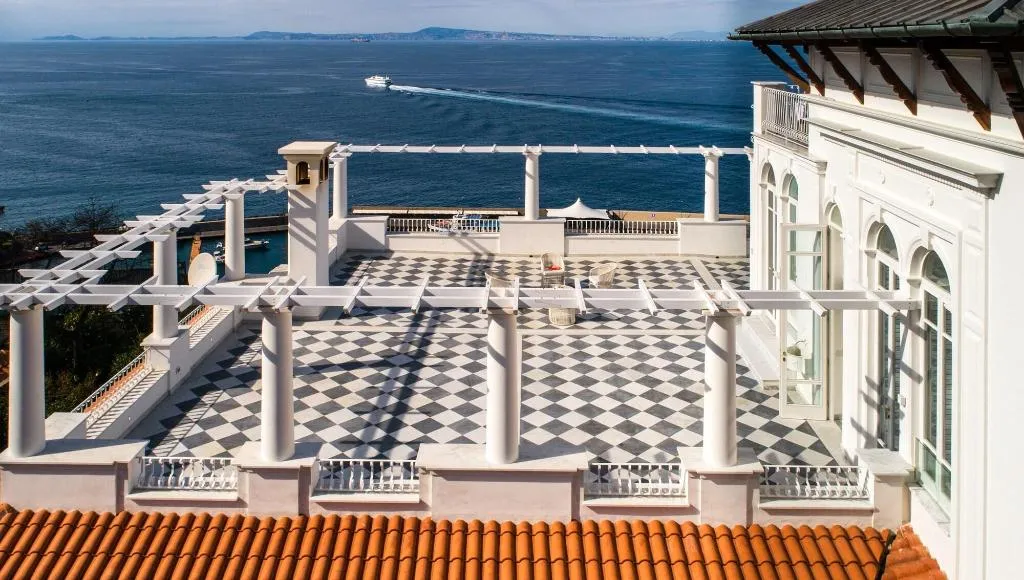 General view, Villa Silvana Relais, Naples