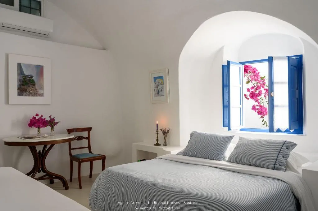 Room, Aghios Artemios Traditional Houses, Santorini