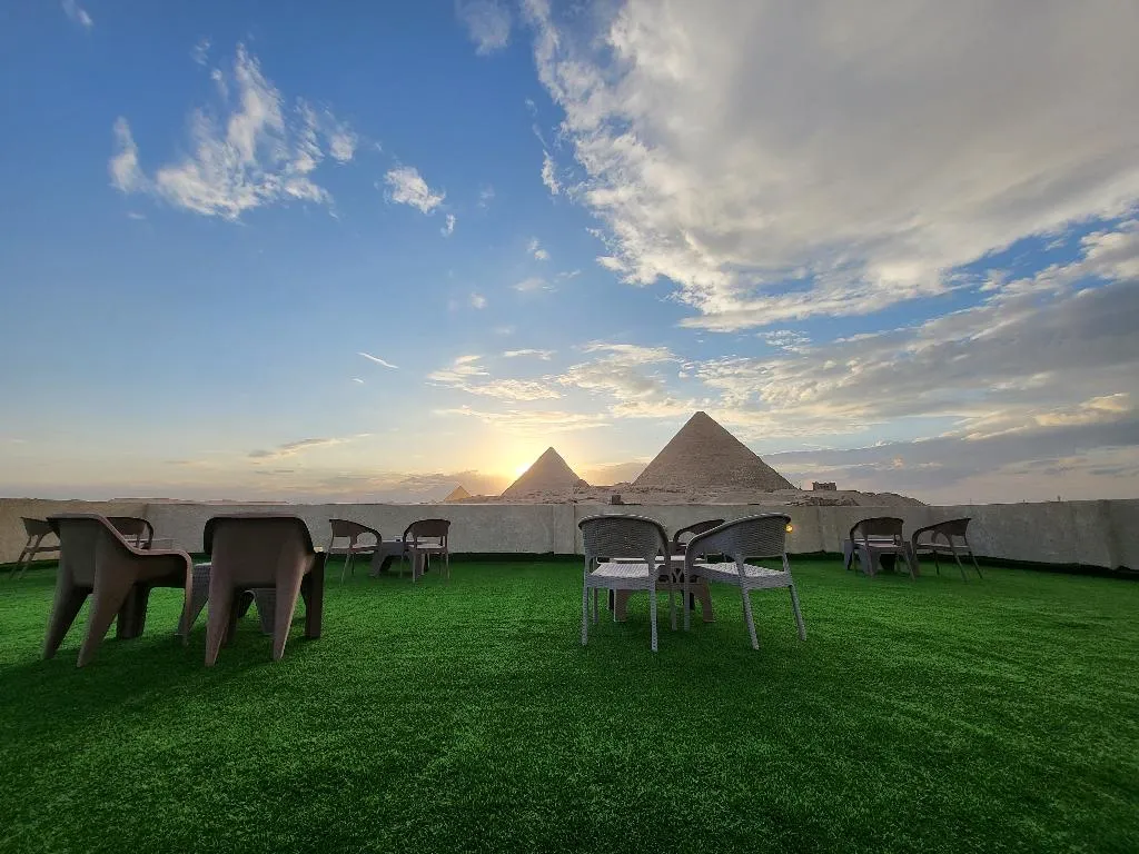 Terrace, Alibaba Pyramids View, Cairo