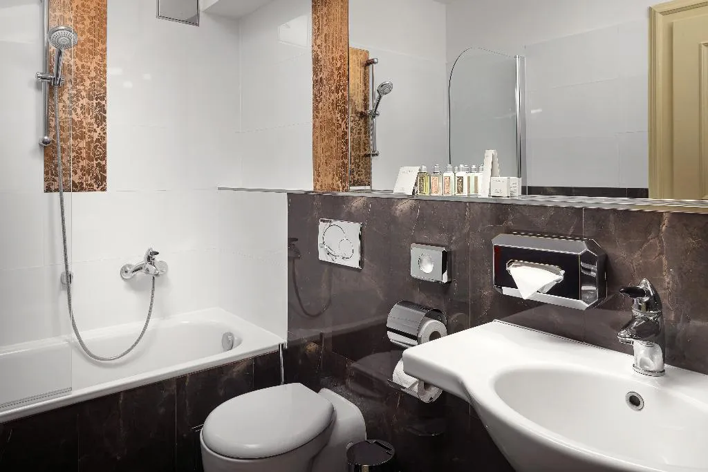 JUNIOR SUITE WITH DOUBLE BED Room, The Charles Hotel, Prague