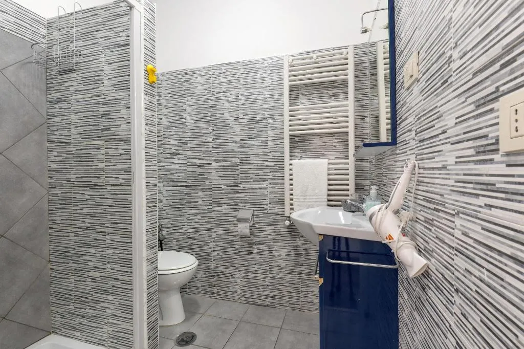 Room, Do Domus, Naples
