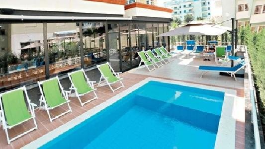 Alvin Comfort Hotel, Durres