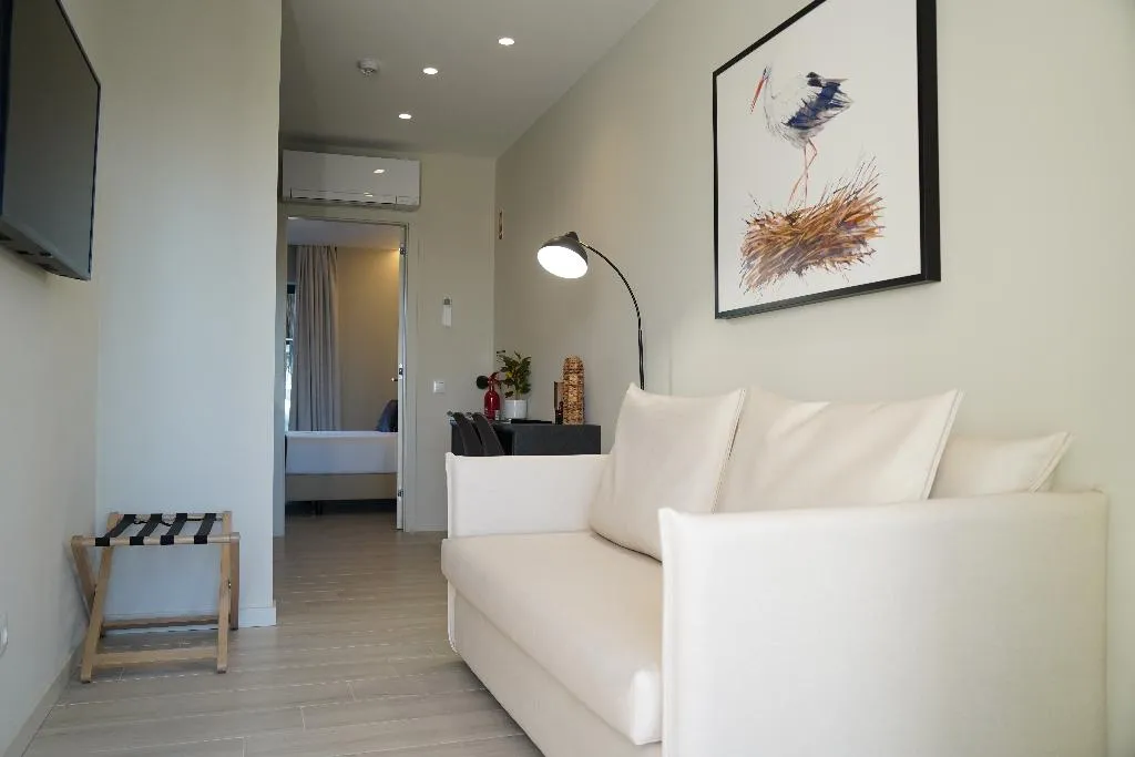JUNIOR SUITE STANDARD Room, Vitors Village, Algarve
