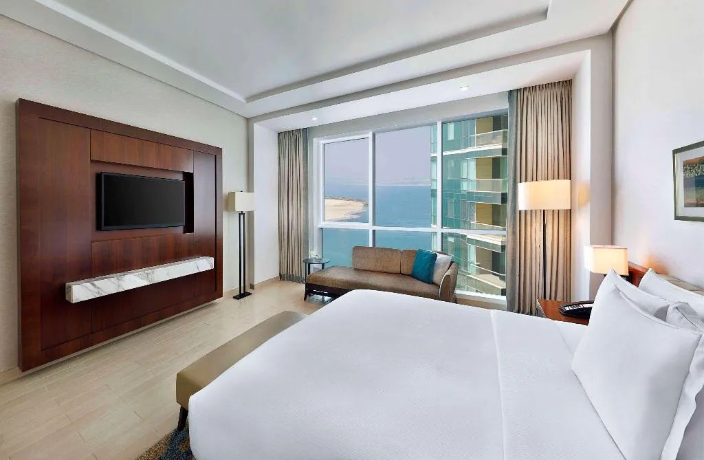 SUITE WITH KITCHENETTE Room, DoubleTree by Hilton Dubai, Jumeirah Beach, Dubai