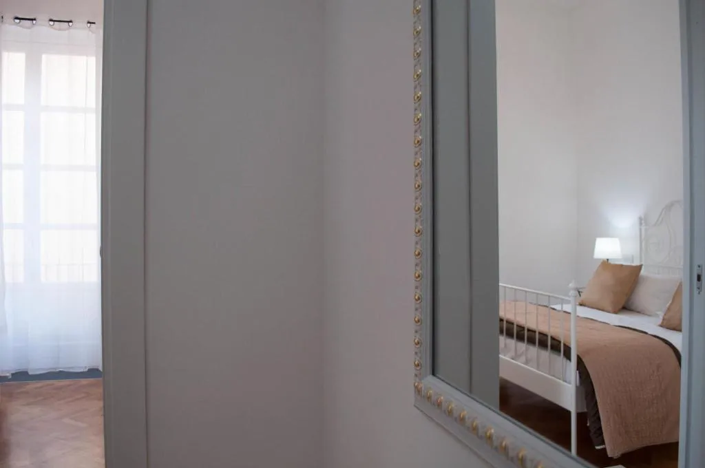 Room, Hotel Neronensis, Naples