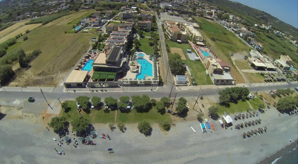 Beach, Maleme Mare Apartments, Crete