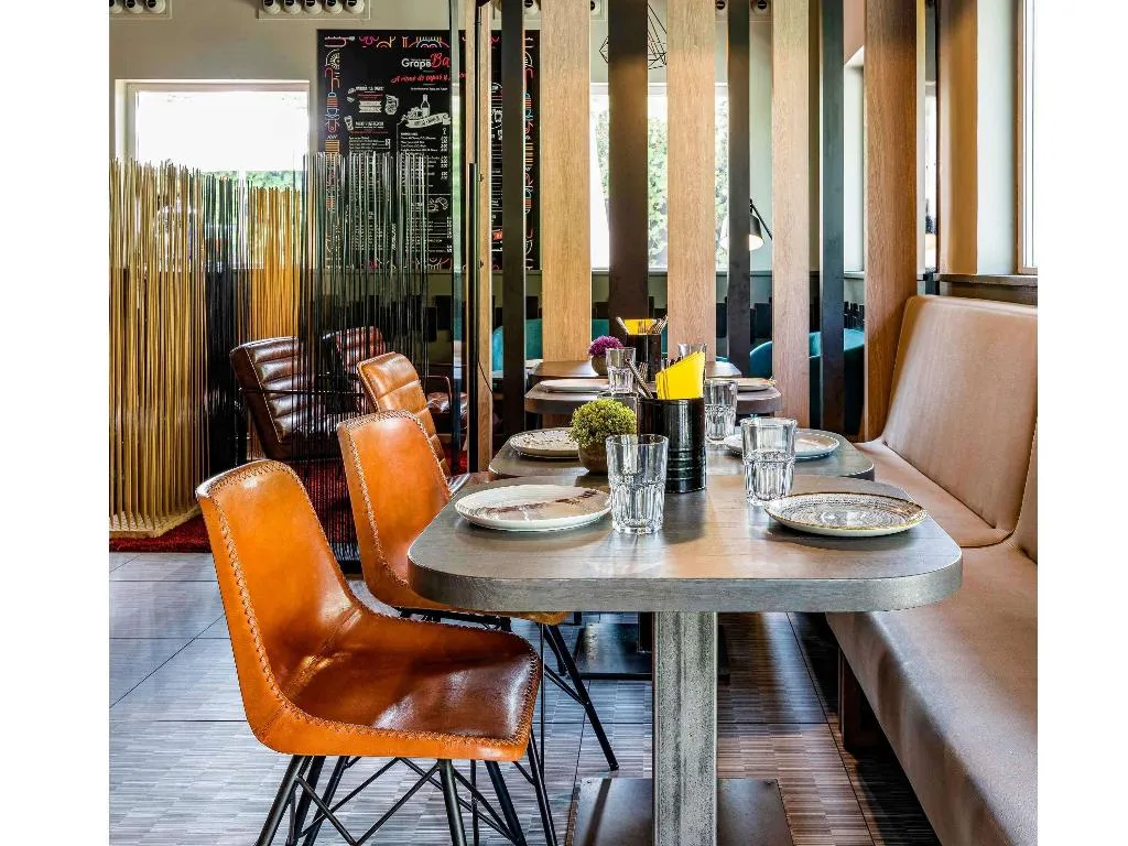 Restaurant, ibis Madrid Fuenlabrada, Madrid