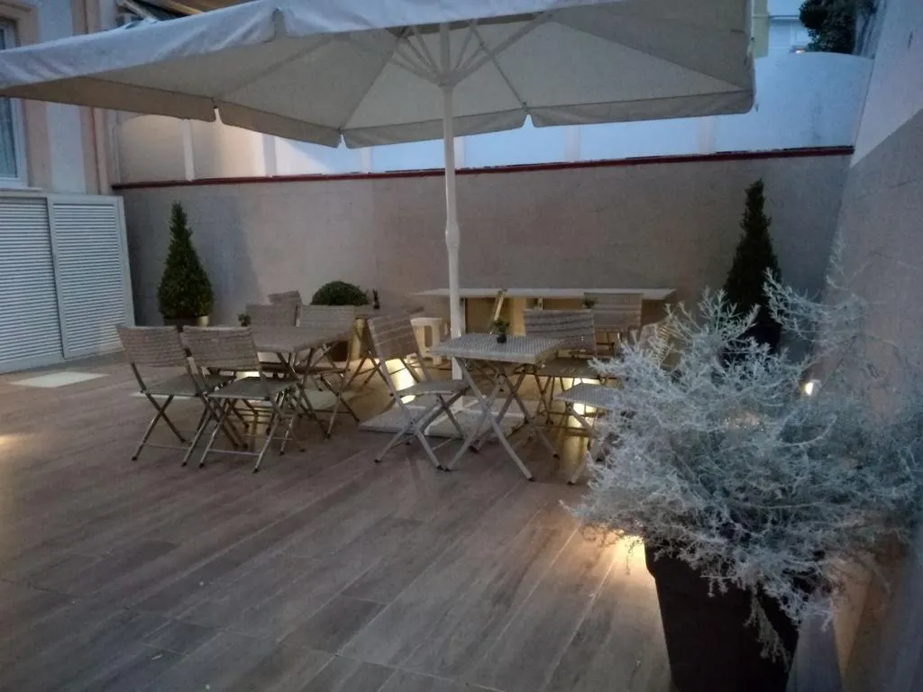 Terrace, Buono BB, Naples