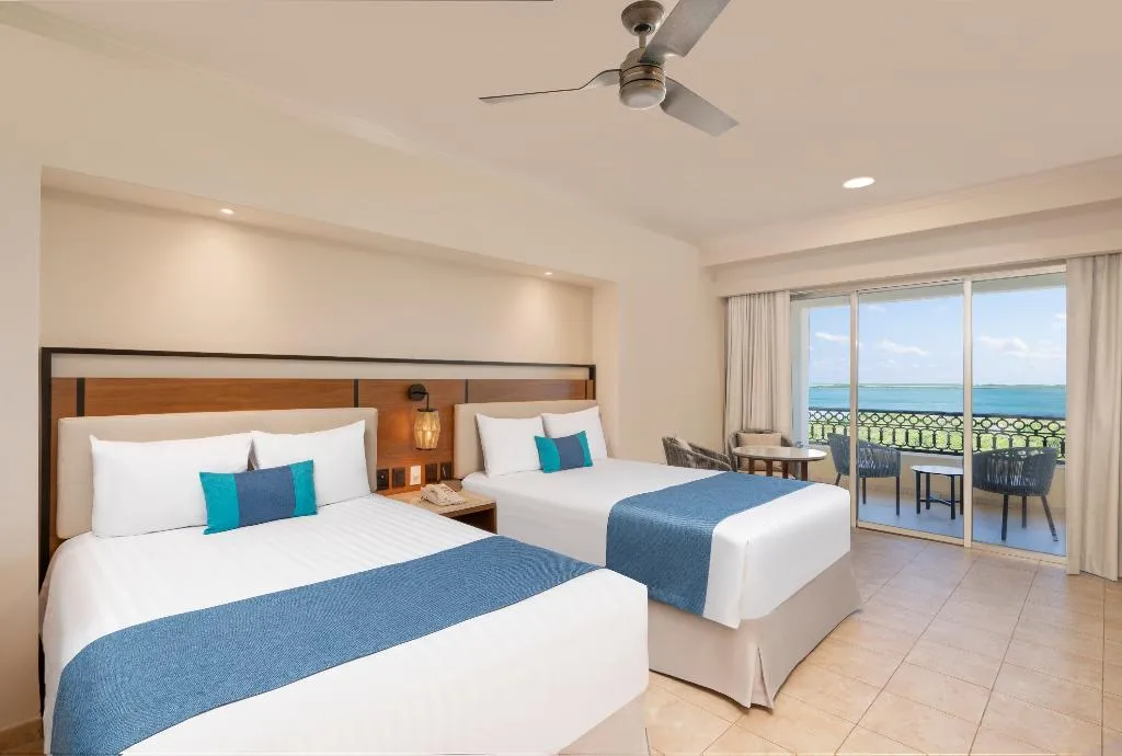 DOUBLE DELUXE LAGOON VIEW Room, GR Solaris Cancun All Inclusive, Cancun Area
