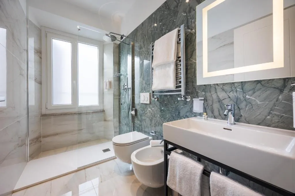 JUNIOR SUITE STANDARD Room, BH Hotel Roma, Rome