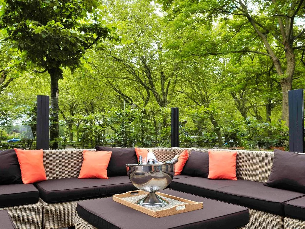 Sports and Entertainment, Novotel Amsterdam City, Amsterdam