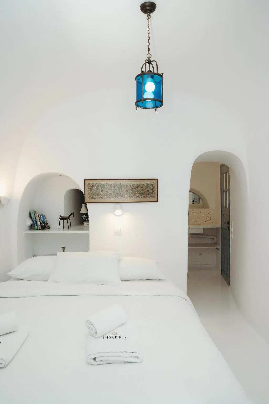 VILLA DELUXE ONE BED Room, Nano Villa Oia, Santorini