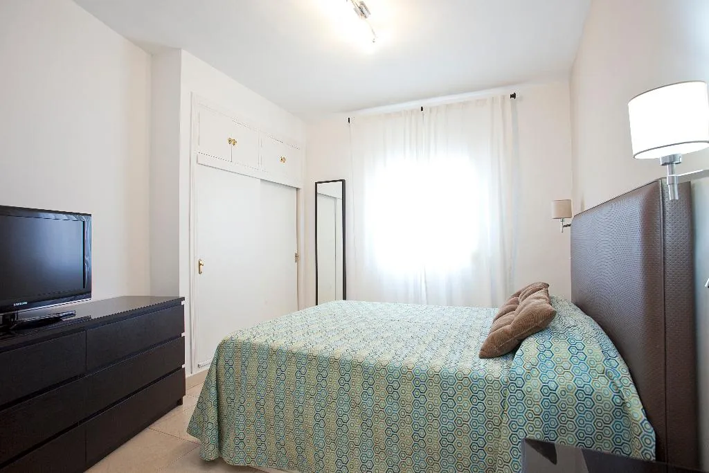 APARTMENT CAPACITY 4 TWO BEDROOMS Room, Ecuador Park, Costa Del Sol