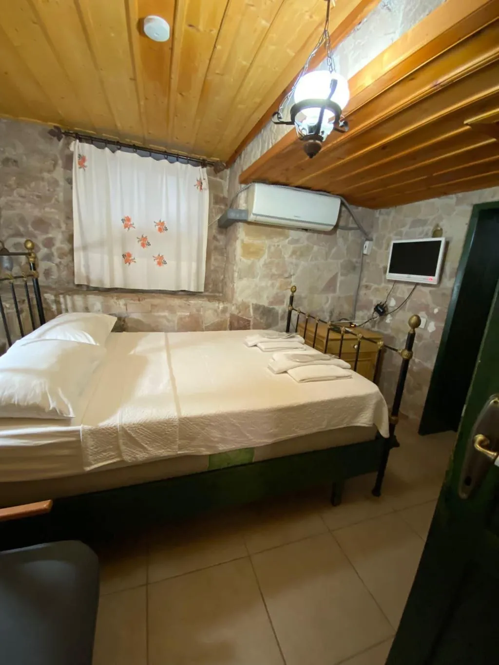Room, Cunda Zehra Teyzenin Evi, Izmir