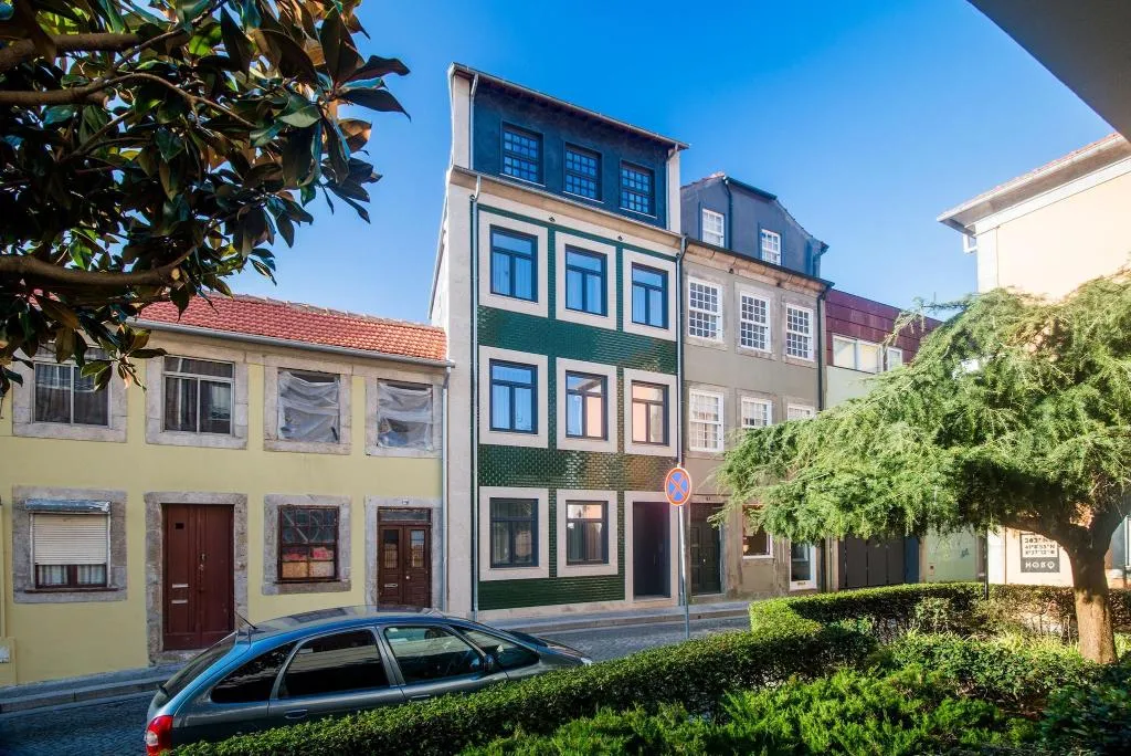General view, Domum, Porto