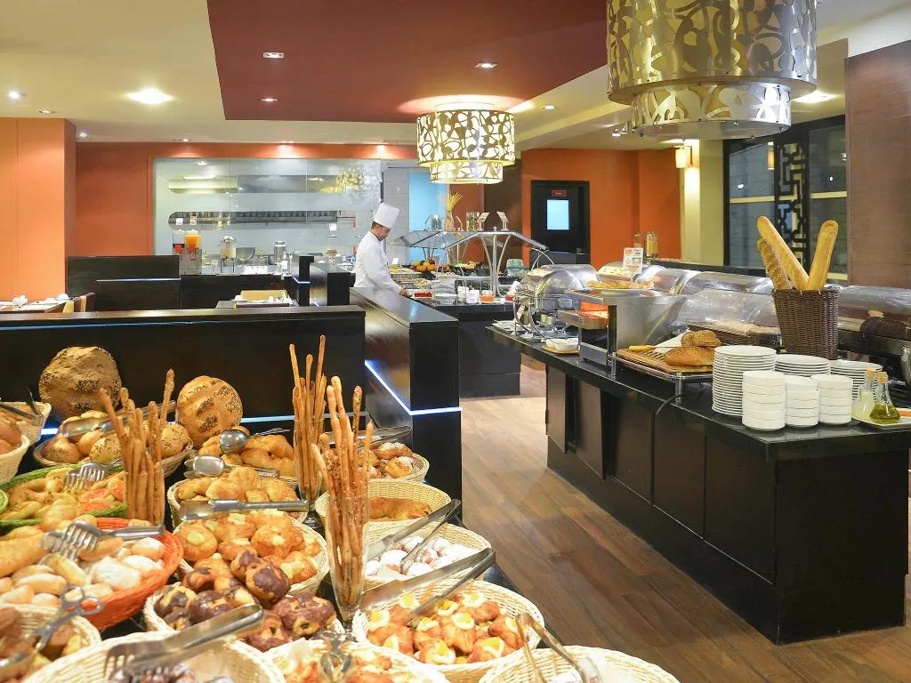 Restaurant, Novotel Cairo El Borg, Cairo