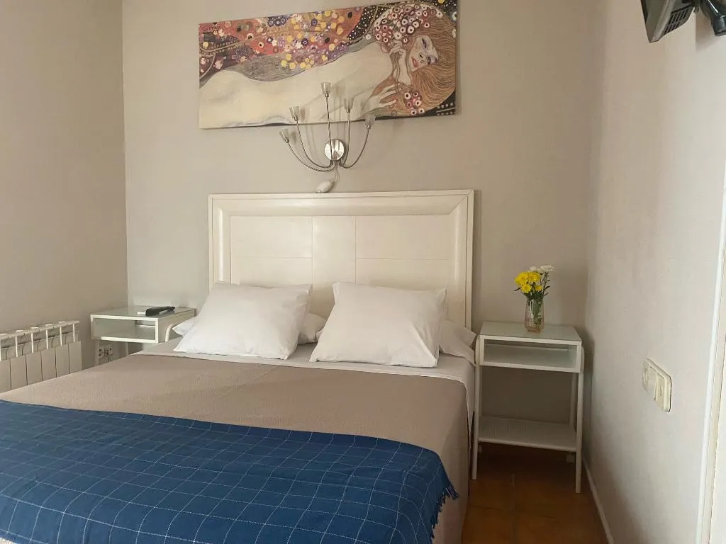 DOUBLE WITH JACUZZI Room, Moscatel Hostal, Costa Del Sol