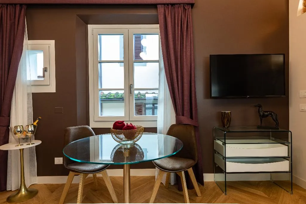 APARTMENT CAPACITY 4 Room, Kairos by Florence Art Apartments, Florence