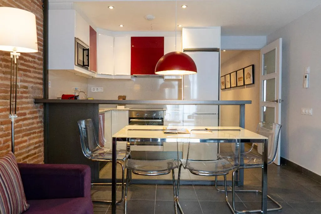 APARTMENT CAPACITY 2 ONE BEDROOM Room, Dailyflats Raval, Barcelona