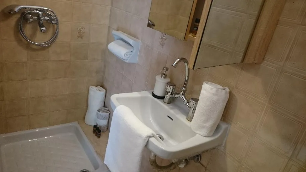 STUDIO STANDARD Room, Aronis Apartments, Corfu